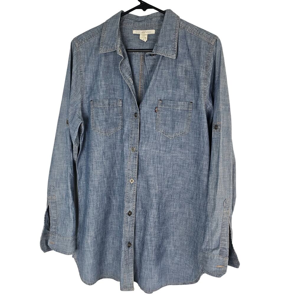 Levi's Denim Shirt Button Down Shirt Women M Blue Long Sleeve Shirt Collared